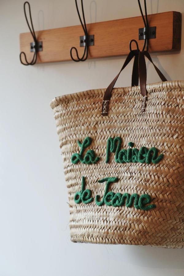 Gites De Charme Pour 2 Au Calme Aux Portes De Bayeux By Le Clos Poulain 诺南特 外观 照片